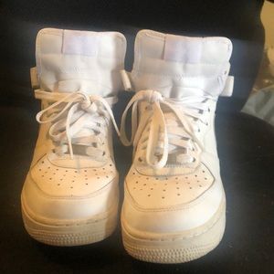 Nike Air Force 1. Us 7Y-UK 6, 25cm. Worn twice